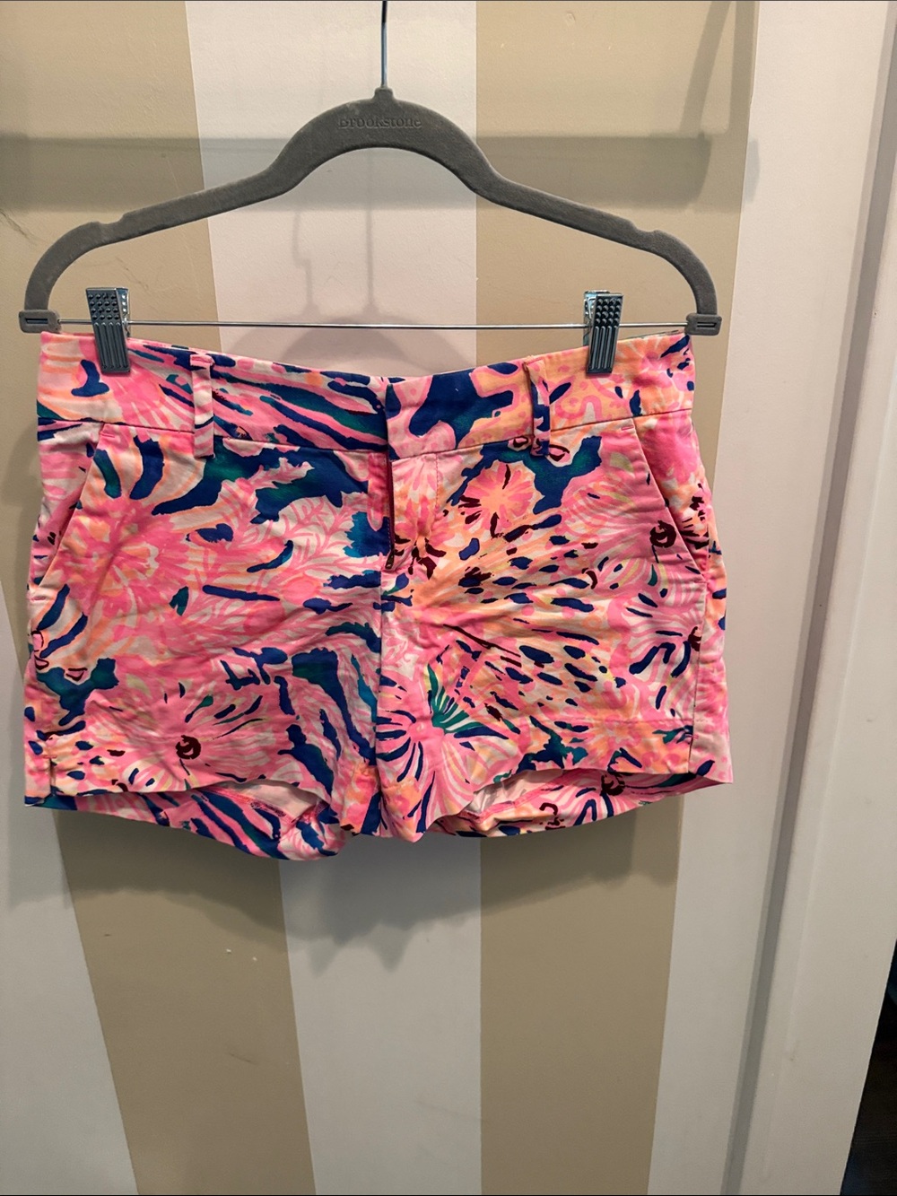 Lilly Pulitzer Women’s Pink Tropical Print Cotton Shorts